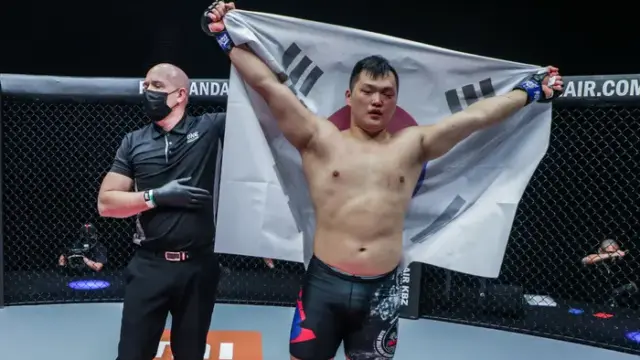 Invicto lutador sul-coreano aplica nocaute brutal no ONE Championship : “Fists of Fury-Parte II”
